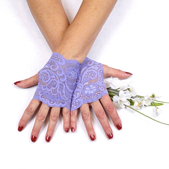 lavender lace gloves
