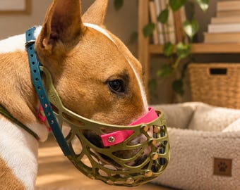 Komfortabler Korbmaulkorb für große Hunde, Pitbulls und Bullterrier beim Spaziergang (G7)