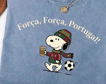 Shirt Forca Portugal, T-shirt voetbalfan Snoopy Portugal, kleding WK 2026, Portugese Pride, T-shirt koffiewedstrijddag