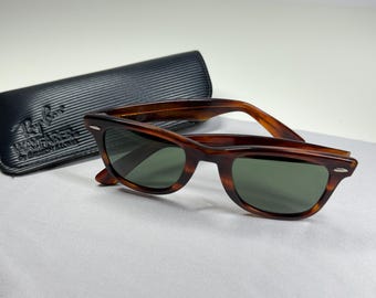Vintage B&L Ray-Ban Wayfarer 5024 — Tortoise Shell Frame with G-15 Lenses