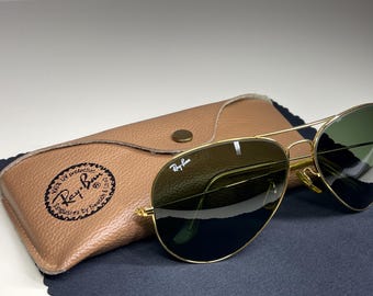 Vintage Ray-Ban B&L Aviator Sunglasses 62 14 Gold G-15 Large Metals USA with Case
