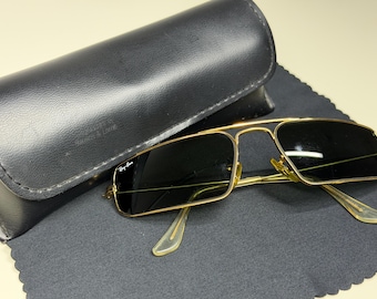 Vintage Ray Ban Fugitive Sunglasses W1957 Bausch & Lomb Gold Metal Rectangle Frame G15 Glass Lenses 1990s BL Engraved Wrap Shield Rare Aviat