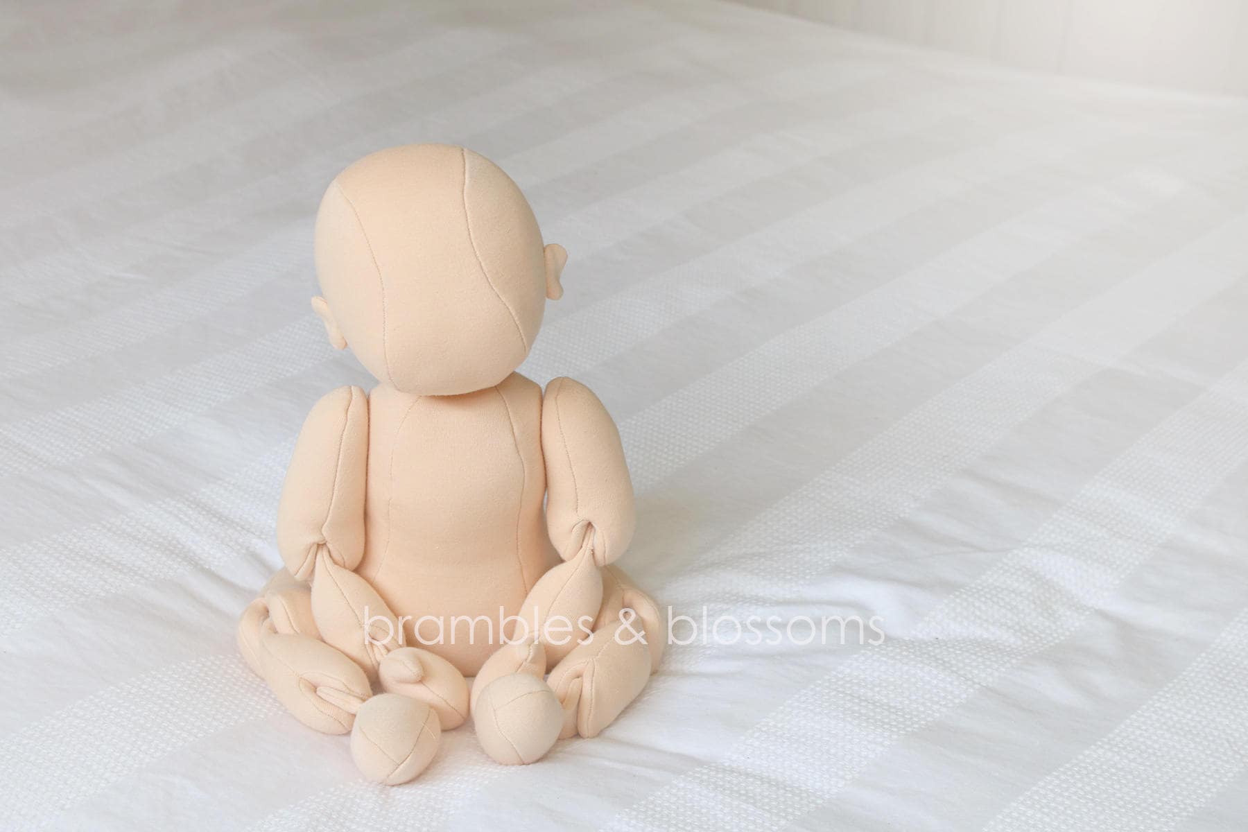 Cotton posing doll 2025