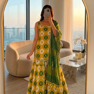 Beautiful Sharara Kurti Suit Set With Dupatta Dress For Womens, Pakistani Wedding Dress, Partywear Outfits 3pcs, Traditional outfit
