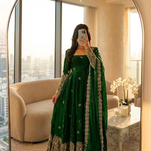 green eid dress Pakistani Dresses From Usa Lawn’26
