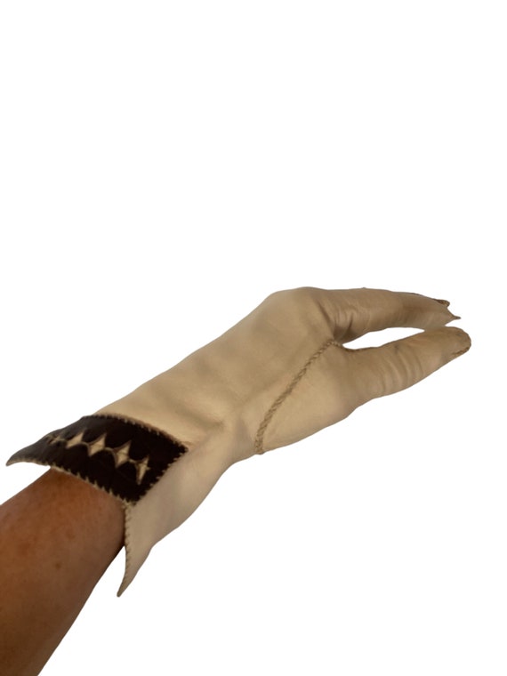 Gloves Fashion Beige Cutouts Avant Garde Style Su… - image 8