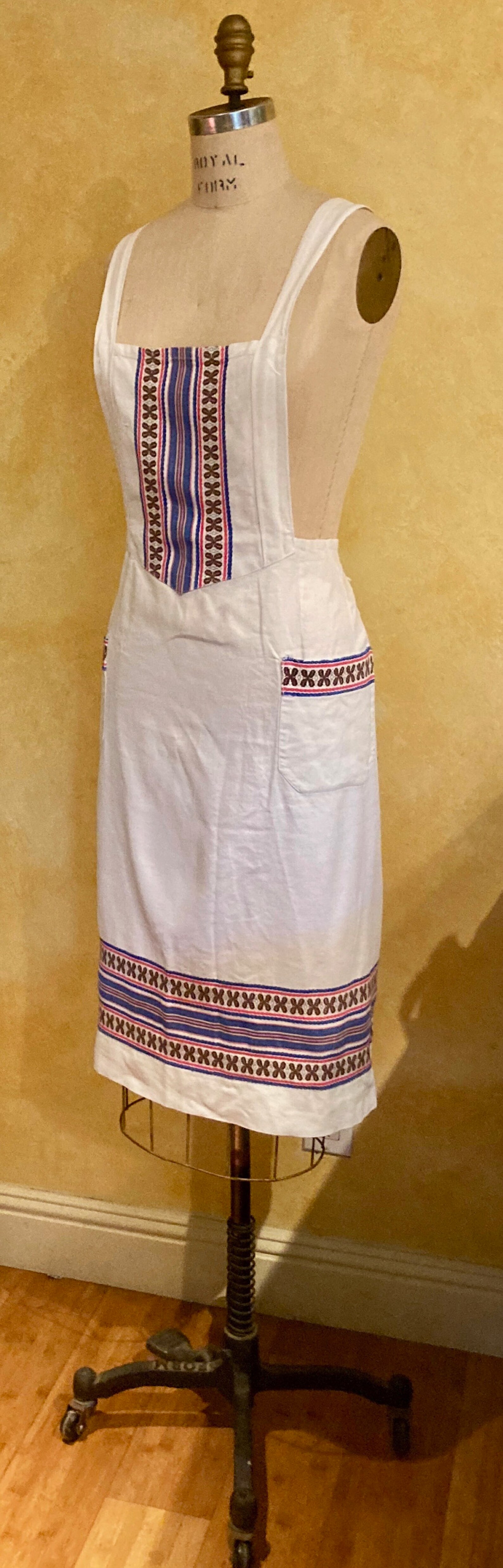 Apron Full Embroidered Old World Swiss Made Embroidered Apron Etsy