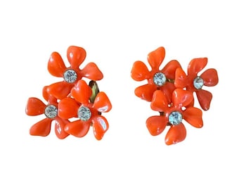 Vintage 60s Orange Flower Earrings: Retro Rhinestone Daisy