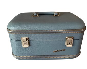 Vintage Blue Vinyl Train Case: Monarch Luggage Travel Bag