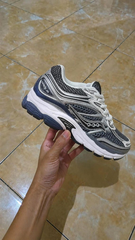New saucony omni 9 Deep Navy silver, Unisex running shoes, Trainers streetwear sneakers