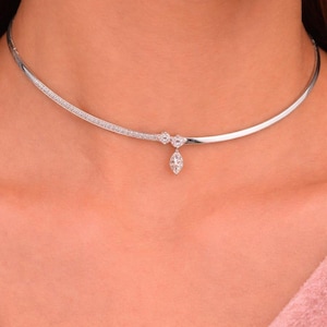 18K Weißgold Marquise Runde Diamant Choker Halskette 3.13 Karat SI / H Braut