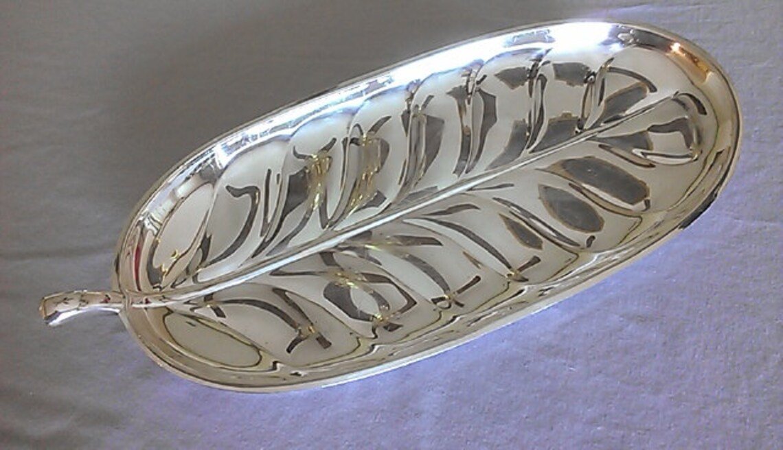 International Silver 8194 Serving Tray Banana Leaf Shape Etsy