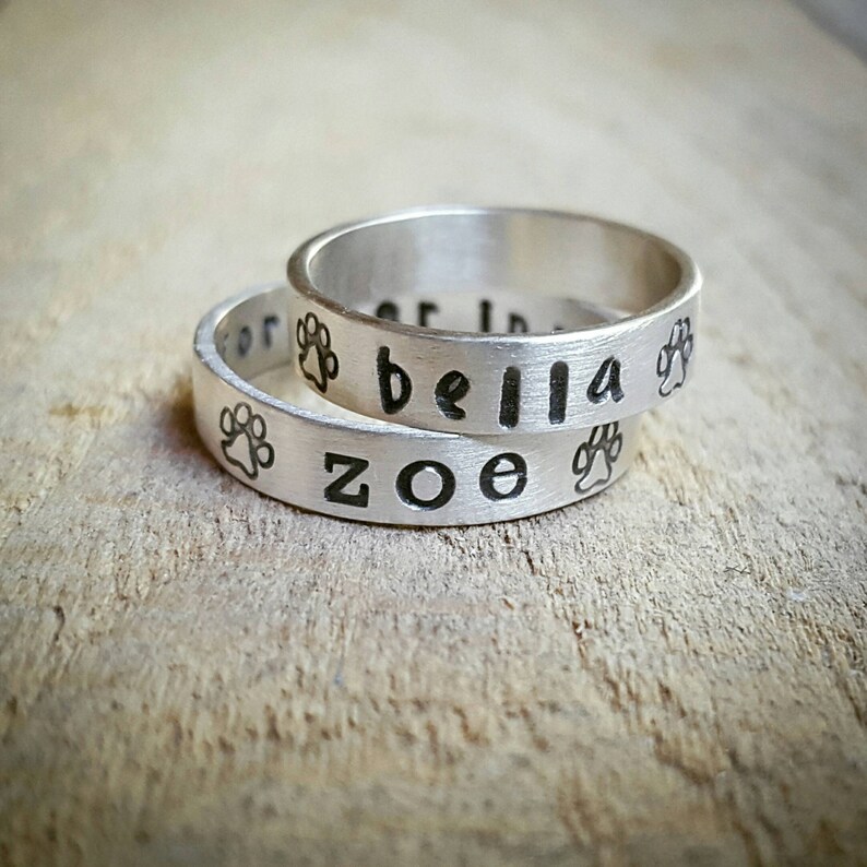 Personalized Dog Name Ring in Sterling Silver, Paw print ring, Pet Memorial ring image 2