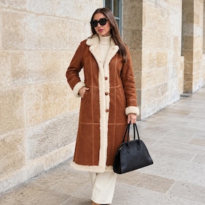 Echtleder-Wildleder-Pelz-Shearling-Ledermantel, luxuriöser Damen-Langmantel, 80er-Jahre-Boho-Chic-Winteroberbekleidung, Western-inspiriert, warmer Staubmantel