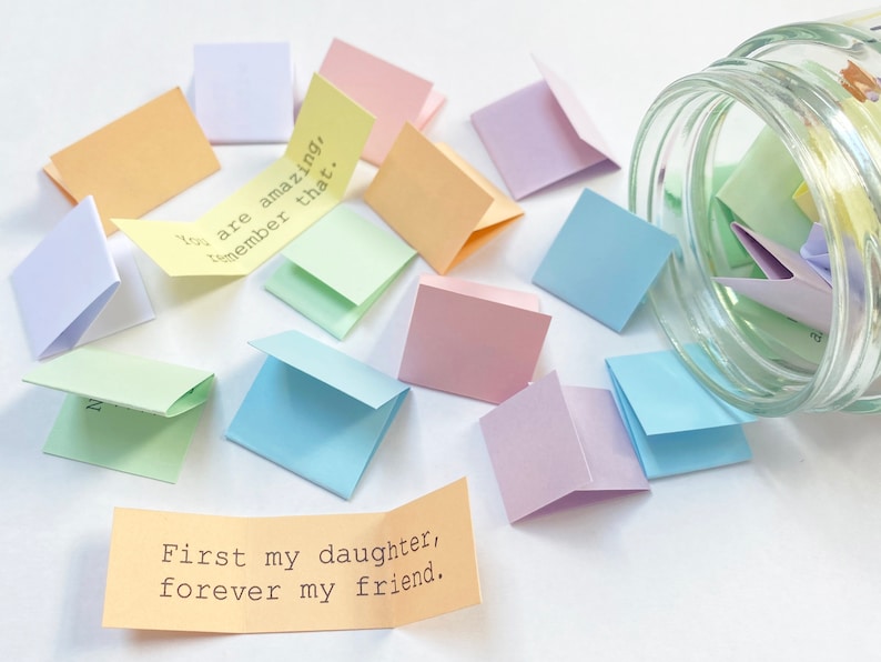 A Jar of Quotes Mum Daughter or Sister / 31 Quotes / Post Direct / Positive Uplifting Family Gifts / Jar of Quotes image 5