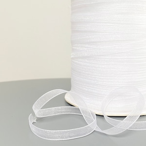 Weißes Organzaband mit gewebten Kanten - 6 mm / 1/4" - für Geschenke, Bastelprojekte, Hochzeitszubehör - 10 / 20 / 40 Meter