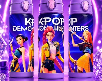 K-Pop Demon Hunters Huntrix 355 ml vattenflaskomslag | Rumi Kpop barnmugg PNG | Rosa anime-sippmuggomslag | Söt kawaii-dryckomslag