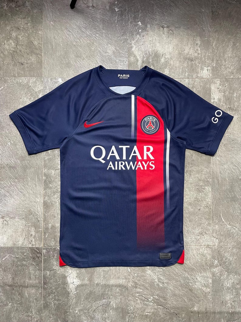 Nike PSG Mbappe Jersey Paris Saint Germain 2023 2024 Home Kit Soccer Shirt Goat Patch France Ligue 1 Football Top Authentic Jersey Size XS image 2