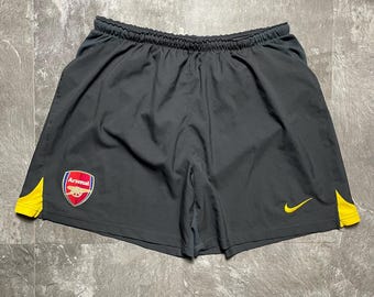 Pantalones cortos de fútbol vintage del Arsenal FC Nike Total 90 T90, pantalones cortos de entrenamiento de fútbol gris y amarillo talla XL, ropa deportiva masculina estilo Gorpcore Y2K