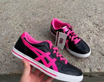Baskets Onitsuka Tiger noir et rose fluo, chaussures esthétiques vintage de l'an 2000, taille femme US 6 EU 39, streetwear athlétique rétro basse
