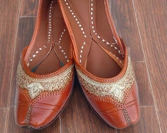 Handmade Leather Punjabi Jutti: Gold Embellished Ethnic Wedding Flats