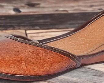 Handmade Leather Jutti: Ethnic Bridal Ballet Flats, Gold Embellished Sandal