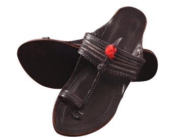 Handcrafted Leather Kolhapuri Sandals: Black Indian Jutti Slip-On Flats