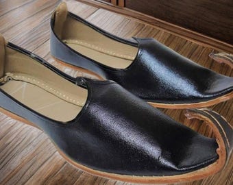 Black Leather Jutti Mojari: Traditional Indian Ethnic Wedding Shoes for Men
