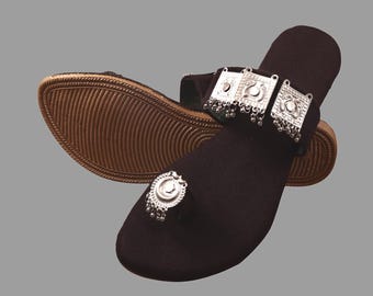 Handcrafted Leather Kolhapuri Sandals with Gold Embellishments – Ethnic Jutti Flats