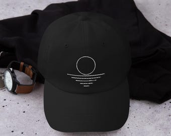 Minimalist Sunset Dad Hat, Vintage Sun Embroidered Cap, Retro Ocean Horizon Baseball Cap, Aesthetic Outdoor Gift