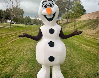 Söt snögubbe maskotdräkt vit vinterkaraktärsdräkt med stort leende för fester, evenemang, kampanjer, högtidsshower, cosplay-dräkt