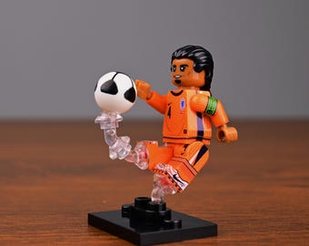 Minifiguur van Virgil van Dijk – Nederlandse kapitein, speelgoedvoetballer MOC