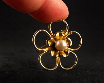 Vintage Flower Pin Cultured Pearl Center Gold Filled Daisy Signed AMSEL