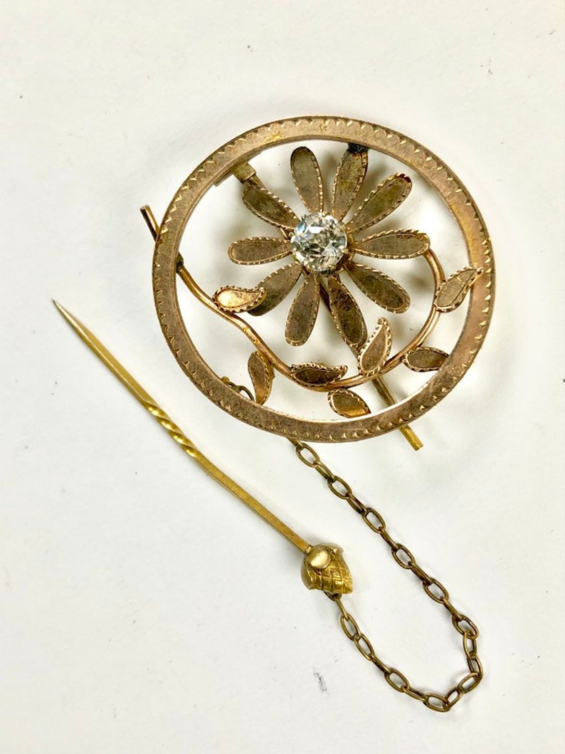 Victorian Daisy Pin Paste Stone Center Gilt Metal Cravat Pin