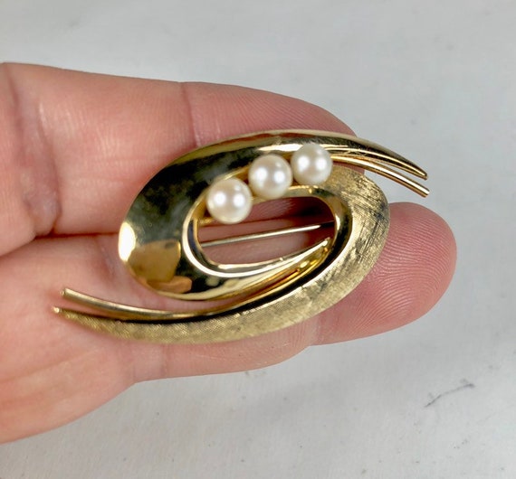 Cultured Pearl Brooch 12kgf Mid Century Mod Pearl… - image 6