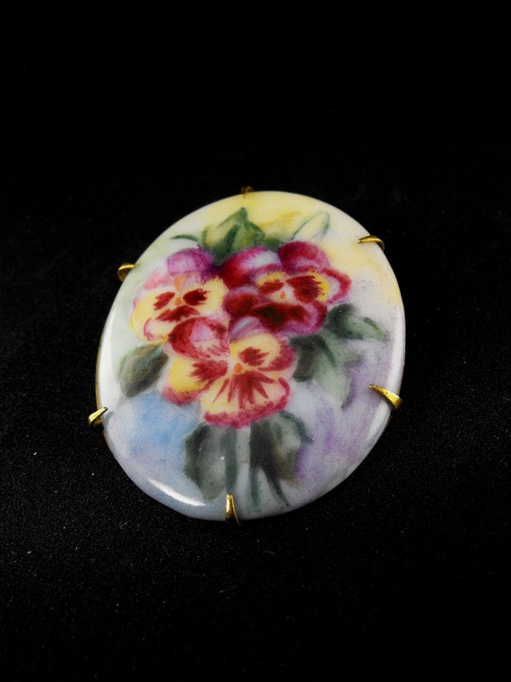 Victorian Brooch Hand Painted Porcelaine Pansies … - image 3