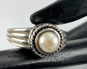 Sterling Ring Button Pearl Solitaire Contemporary Vintage