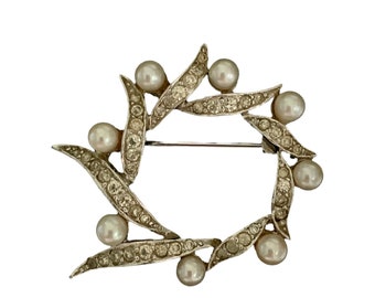 Cultured Pearl Brooch Clear Stones Rhodium Plated Silver Tone 1950s