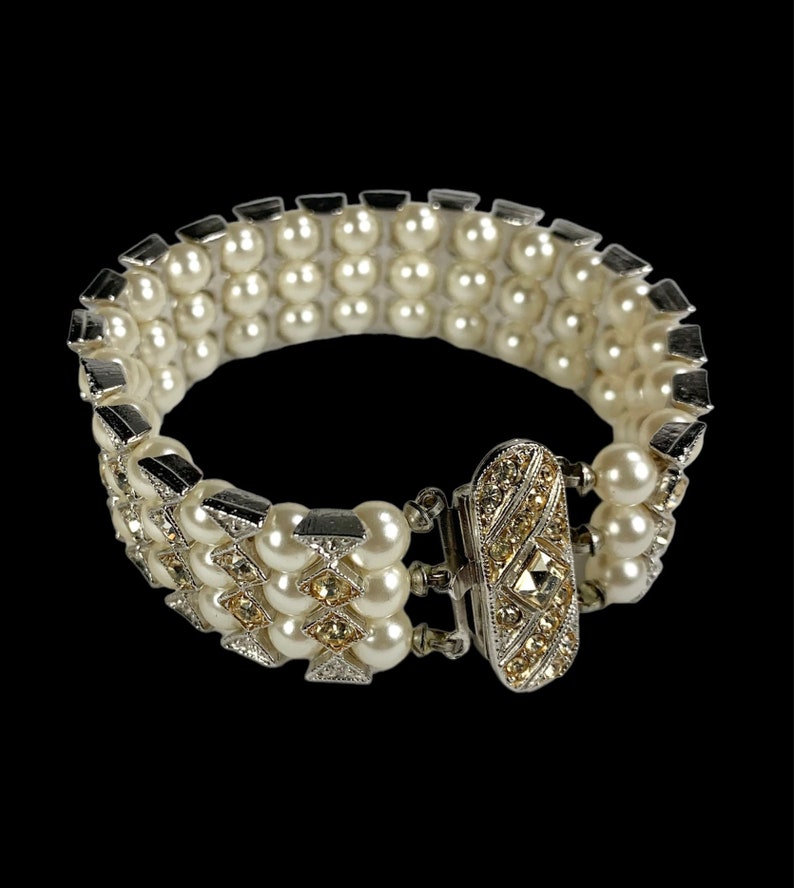 Exquisite Rhinestone Bracelet Costume Pearls Champagne Accents Bejeweled Clasp image 6