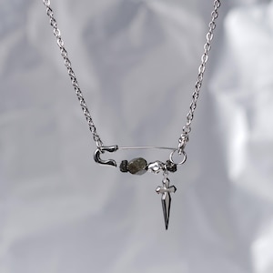 Safety pin necklace - Etsy 日本