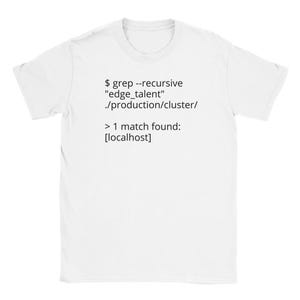 Lokaler Rechner T-Shirt, Coder Shirt, DevOps Engineer Geschenk, Tech Humor Grafik T-Shirt, Software Entwickler Geschenk, Computer Science