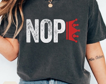 Camiseta vertical Comfort Colors® con el lema "No Kings" (No a los reyes en Estados Unidos), camiseta "No Kings in America" (No a los reyes en América), camiseta de justicia social, camiseta de democracia, camiseta divertida de la libertad.