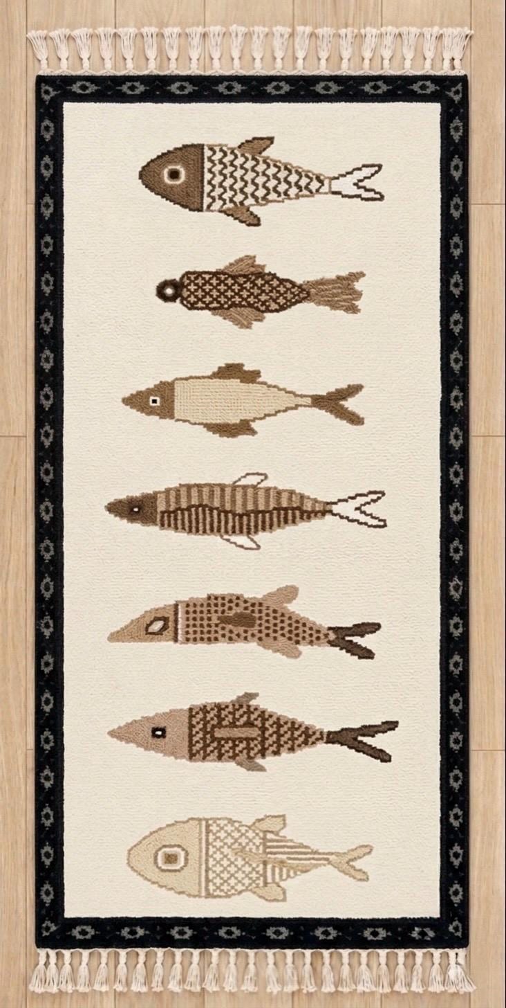 Ivory Chocolate Fish Runner