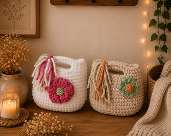 Bolsa infantil de crochê feita à mão com detalhe de flor – Bolsa pequena para crianças