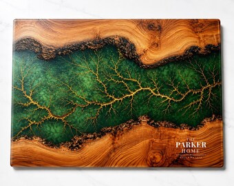 Personalisierte Smaragd Geode Glas Bord, kundenspezifische Familie Küche Dekor, Holz Look Housewarminggeschenk