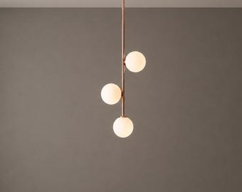 Designer-Pendelleuchte aus Opalglas, roségoldene Messingoptik, handgefertigter 3-flammiger Kronleuchter für Kücheninseln, elegante Dekoration
