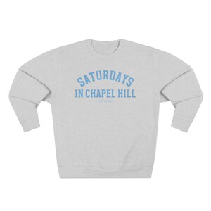Chapel Hill Sweatshirt | Football Weekend Crewneck | College Town Pullover | Game Day Outfit for Women immagine 2