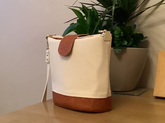 deyjon bucket bolsa