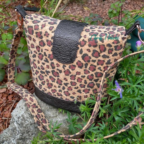 deyjon bucket bolsa