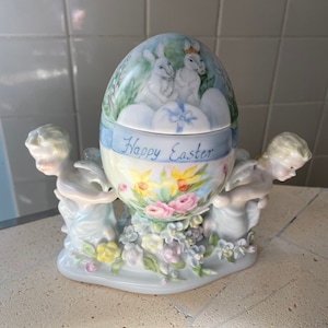 Rabbit Queen Candy box